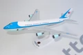 Boeing 747-200 28000