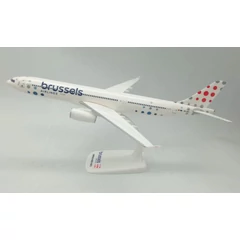 Airbus A330-300 Brussels Airlines repülőgép modell OO-SFX