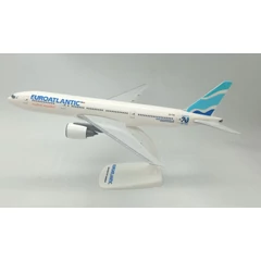 Boeing 777-200ER EuroAtlantic repülőgép modell CS-TSX