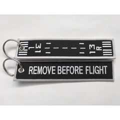 Runway 13R/31L Remove Before Flight kulcstartó