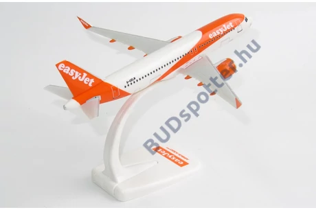G-UZLM