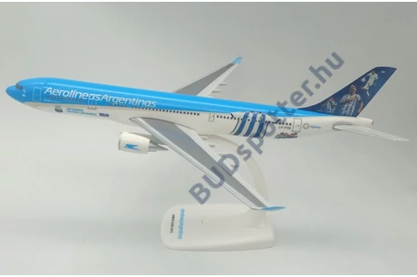 Airbus A330-200 LV-FVH