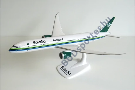 Boeing 787-10 Saudia HZ-AR32