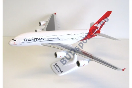 Qantas A380-800 VH-OQF