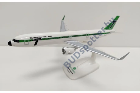 A321neo Tarnsavia 60 Years