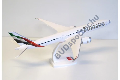 Boeing 777-9 Emirates 