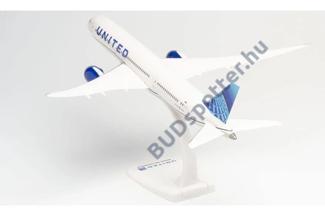 United 787