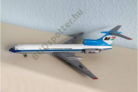 Tupoljev Tu-154 Malév HA-LCA