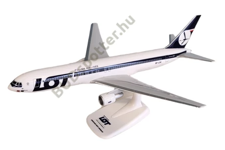 Boeing 767-300 LOT