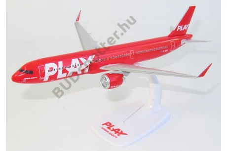 Play A321 TF-AEW