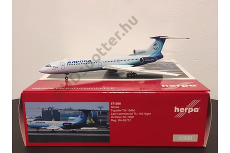 Tupolev Tu-154M RA-85757
