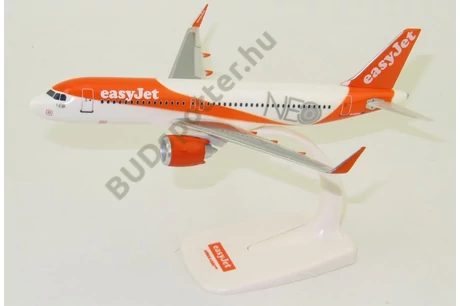 Airbus A320 NEO easyJet G-UZHA