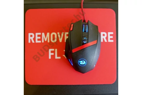 Remove before flight egérpad