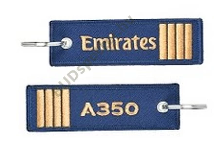 Emirates A350 captain kulcstartó